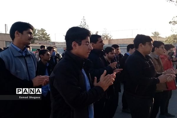جشن اعیاد شعبانیه در دبیرستان نمونه آیت الله خامنه‌ای کاشمر