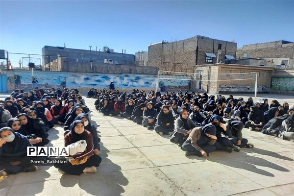 جشن ولادت در دبیرستان زنجانی شهرستان تربت جام