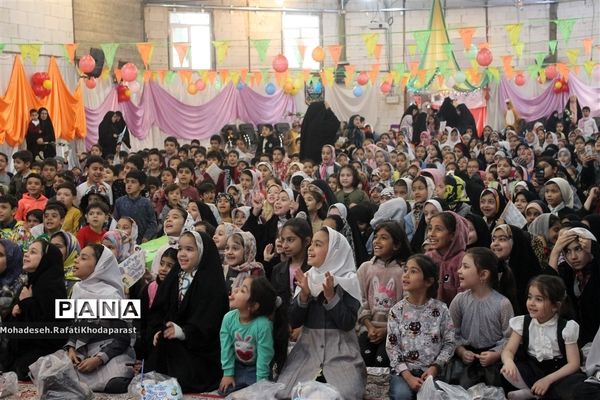 برگزاری جشن کودک و انتظار در مجتمع مهدیه مهرآباد مشهد