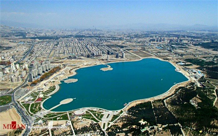 از سال آینده فضای سبز دریاچه خلیج فارس با پساب آبیاری می‌شود