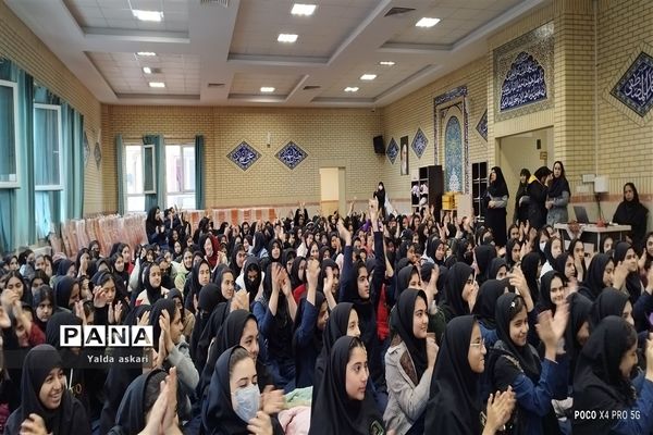 جشن سه‌شنبه های مهدوی و میلاد امام جواد علیه السلام  در مدرسه‌ منتصرین شاهد