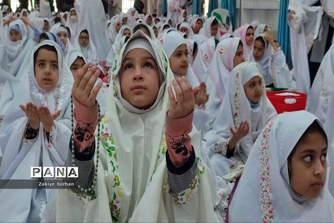 جشن فرشته ها در مصلی امام خمینی(ره ) شهرستان بجنورد