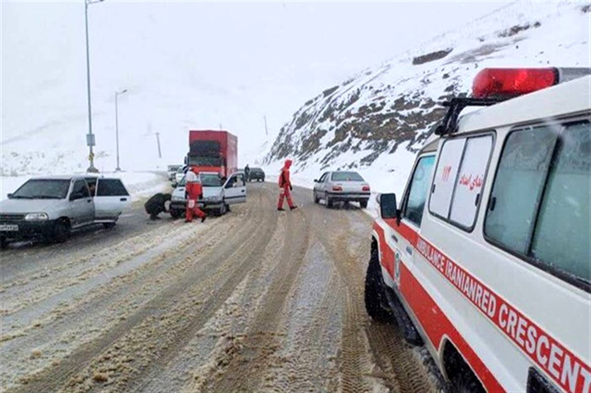 امدادرسانی به ۳۵۴۳ نفر گرفتار شده در برف و کولاک اردبیل
