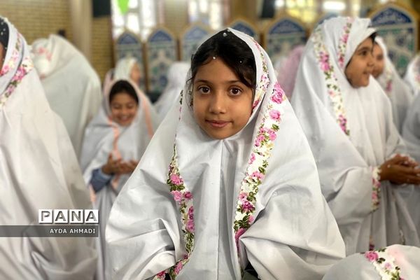 مراسم جشن تکلیف ۳۰۰ نو‌مکلف مدارس فشافویه