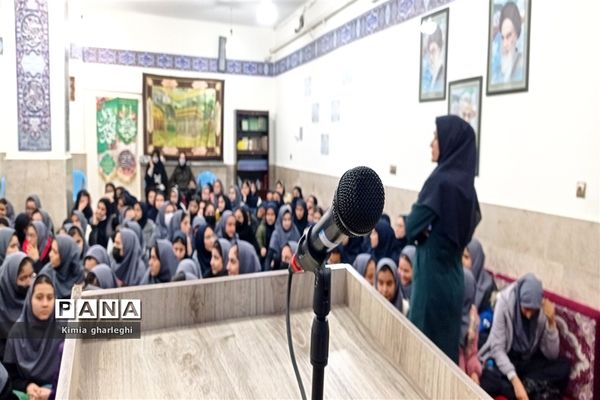 برگزاری تریبون آزاد ویژه انتخابات ۱۴۰۲ در مدرسه نمونه دولتی ارشاد
