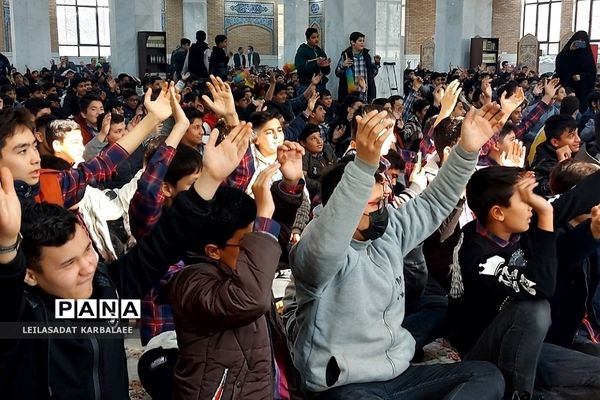 جشن تکلیف دانش‌آموزان پسر مدارس کهریزک و باقرشهر