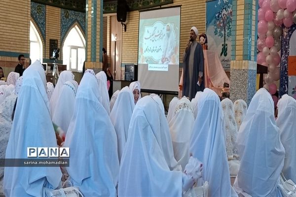 مراسم جشن تکلیف دانش‌آموزان در شهرستان راز