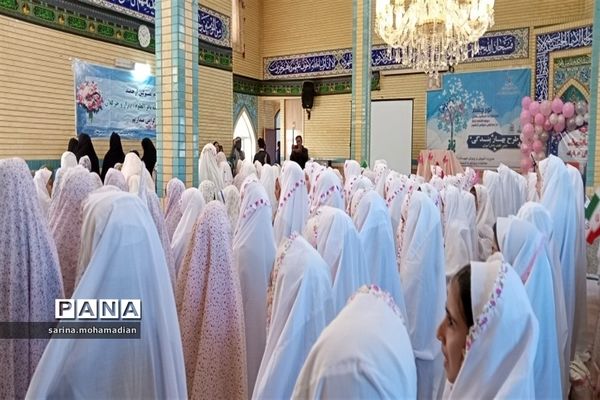 مراسم جشن تکلیف دانش‌آموزان در شهرستان راز