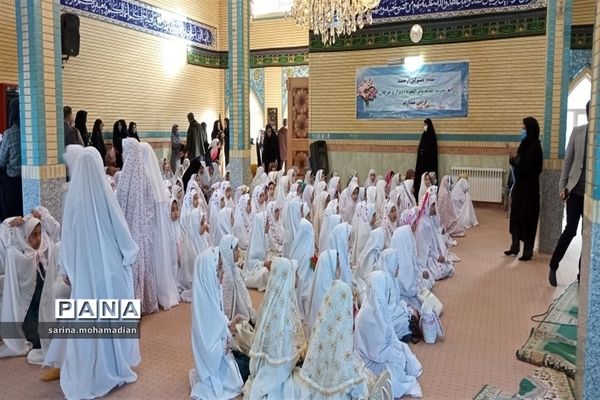 مراسم جشن تکلیف دانش‌آموزان در شهرستان راز