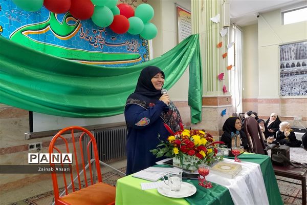 جشن ولادت امام جواد(ع) دانش‌آموزان دبیرستان فاطمیه شهرستان ملارد در مسجدجامع خامس آل عبا