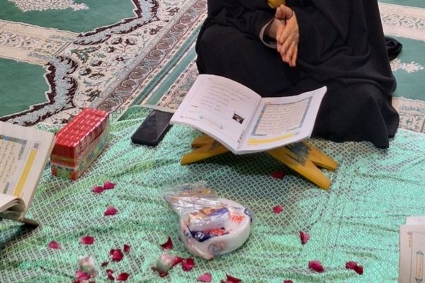 جشن قرآن در دبستان آیت الله غفاری روستای اسدآباد بهبهان