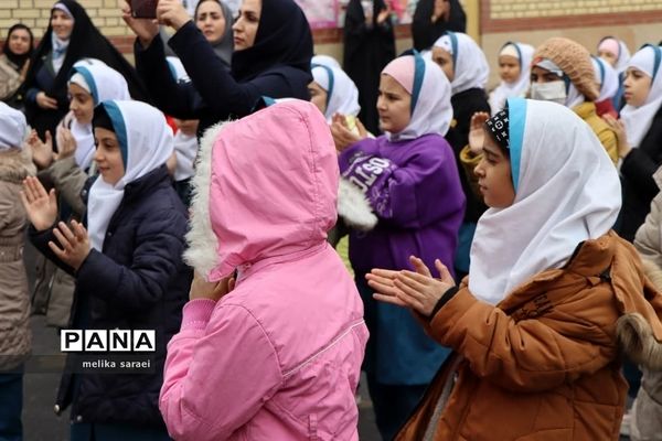 جشن  میلاد امام علی(ع) در آموزشگاه کمیل ناحیه یک بهارستان