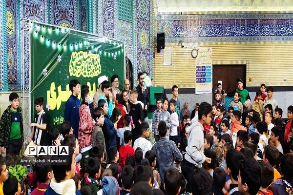 جشن پدر پسری دبستان مصطفی بیات در مسجد خامس آل عبا شهرستان ملارد