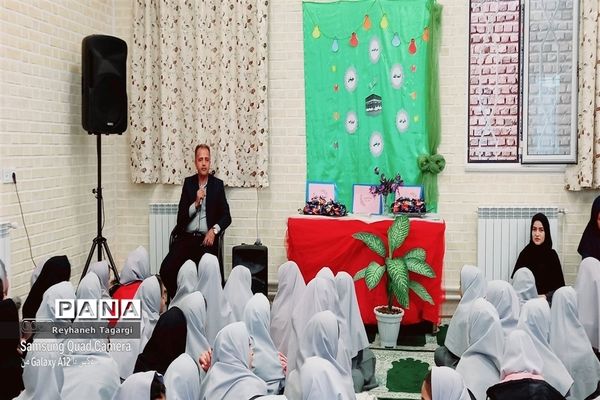 برگزاری مراسم روز پدر و ولادت حضرت علی(ع) در مدارس مه ولات