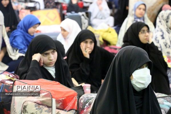 افتتاحیه مراسم معنوی اعتکاف در مسجد هجرت آموزش و پرورش ناحیه ۳ مشهد