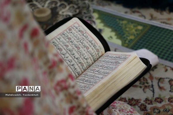 افتتاحیه مراسم معنوی اعتکاف در مسجد هجرت آموزش و پرورش ناحیه ۳ مشهد