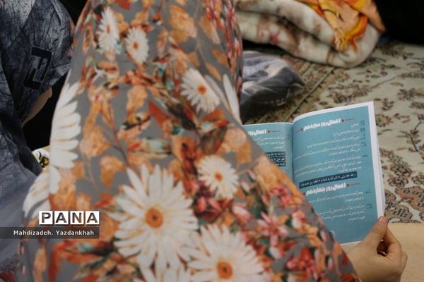 افتتاحیه مراسم معنوی اعتکاف در مسجد هجرت آموزش و پرورش ناحیه ۳ مشهد