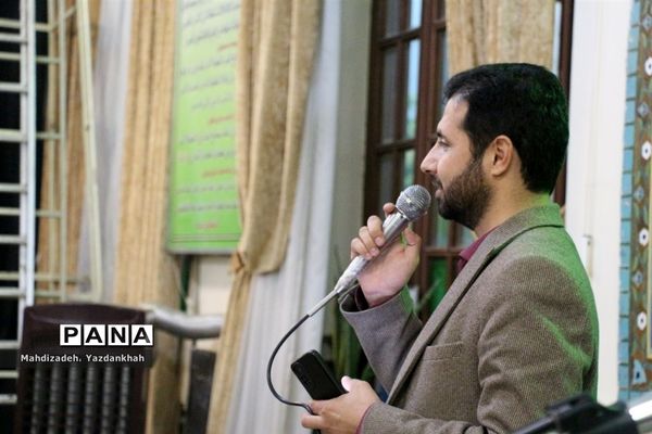 افتتاحیه مراسم معنوی اعتکاف در مسجد هجرت آموزش و پرورش ناحیه ۳ مشهد
