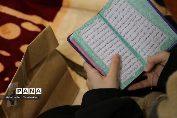 افتتاحیه مراسم معنوی اعتکاف در مسجد هجرت آموزش و پرورش ناحیه ۳ مشهد
