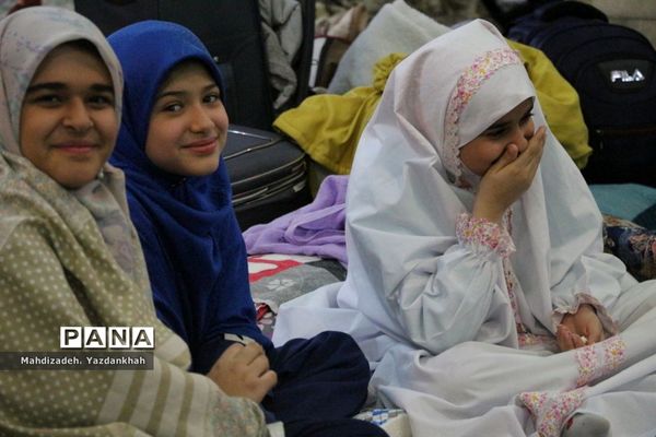 افتتاحیه مراسم معنوی اعتکاف در مسجد هجرت آموزش و پرورش ناحیه ۳ مشهد
