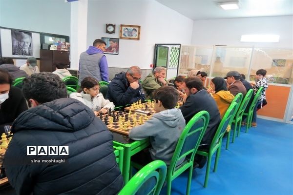 مسابقه شطرنج خانوادگی در هیئت شطرنج بجنورد