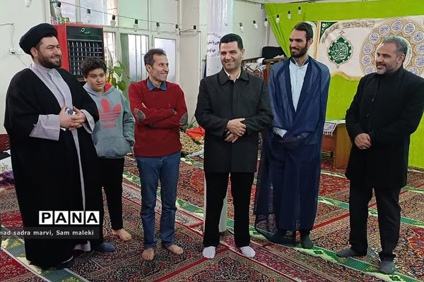 حضور دانش‌آموزان ناحیه دو شهرری در مراسم معنوی اعتکاف