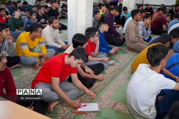 اعتکاف دانش‌آموزی مسجد بلال کرمان