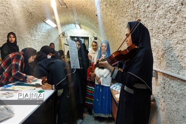 جشنواره فرهنگی هنری امید فردا  در دبیرستان دخترانه شهید سجاد ناحیه ۴