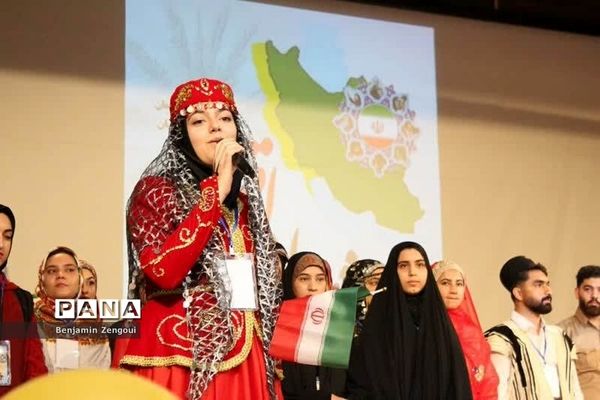 جشنواره اقوام دانشجو معلمان سراسر کشور در بوشهر