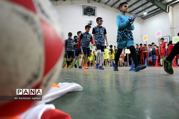 برگزاری افتتاحیه مسابقات فوتسال بین مدارس گلبهار