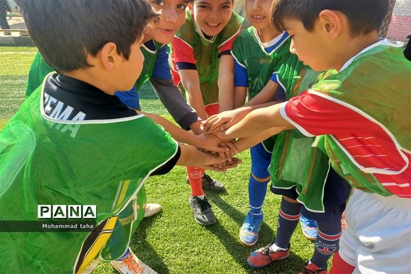 مسابقات فوتبال بین مدارس ابتدایی جوادآباد