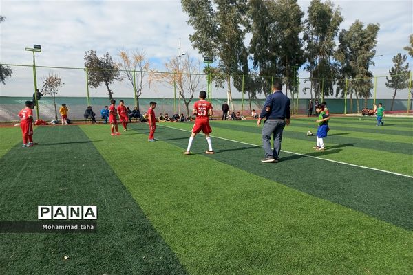 مسابقات فوتبال بین مدارس ابتدایی جوادآباد