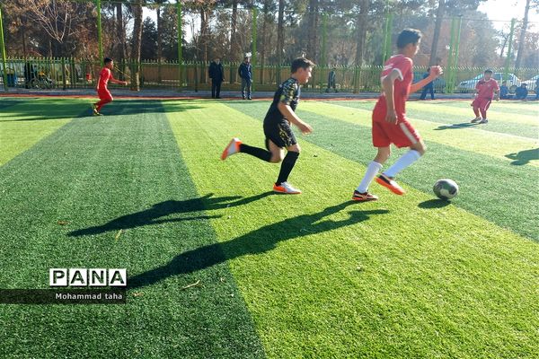 مسابقات فوتبال بین مدارس ابتدایی جوادآباد