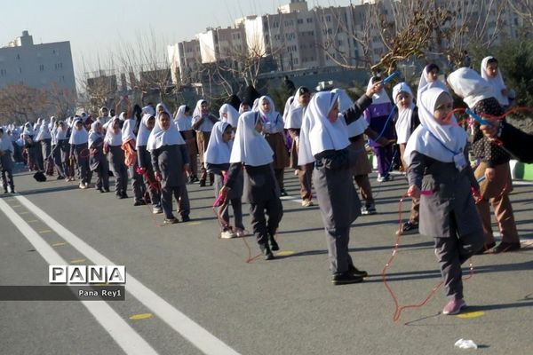 بزرگترین جشنواره طناب‌زنی دختران ایران در ‌قیامدشت