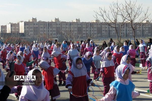 بزرگترین جشنواره طناب‌زنی دختران ایران در ‌قیامدشت