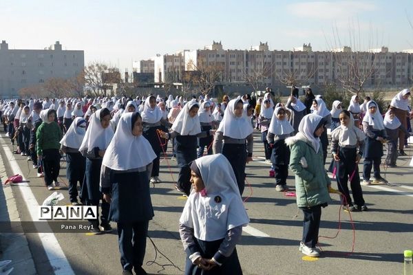 بزرگترین جشنواره طناب‌زنی دختران ایران در ‌قیامدشت
