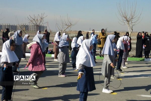 بزرگترین جشنواره طناب‌زنی دختران ایران در ‌قیامدشت