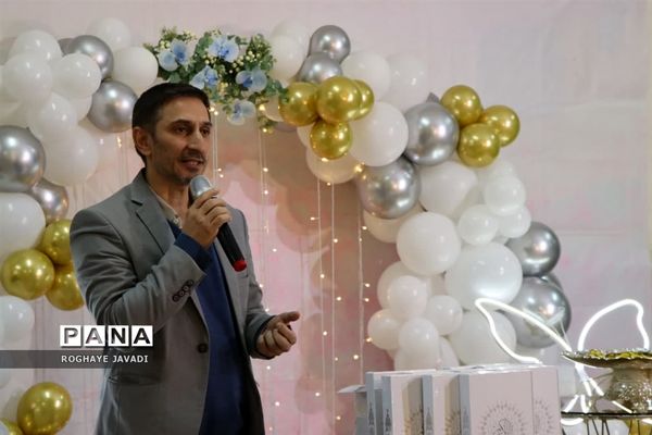 جشن تکلیف آموزشگاه عرفان ناحیه یک بهارستان