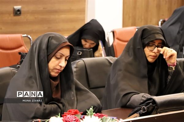 دوره توانمندسازی مربیان طرح امین ناحیه یک بهارستان