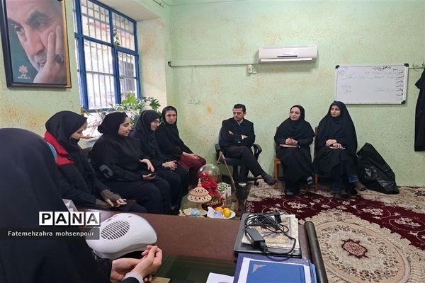 انتخابات مرکزی مجلس دانش‌آموزی و جلسه شورای دانش‌آموزی در کانون فرهنگی تربیتی رضوان