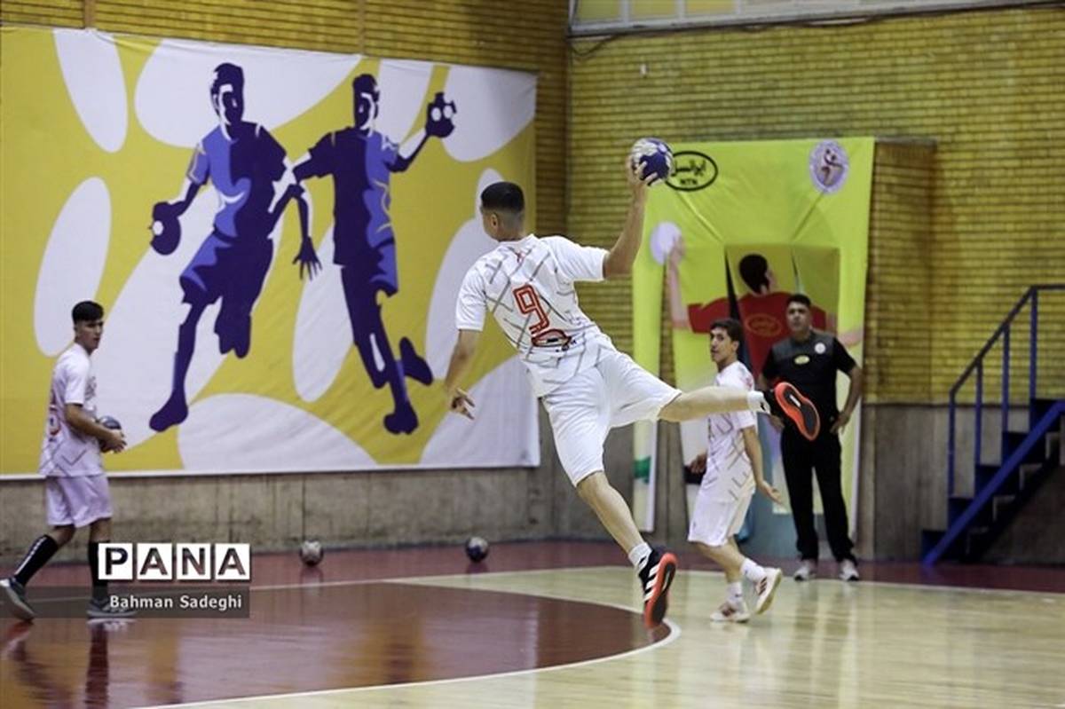 دورخیز نوجوانان هندبالیست ایران برای حضور در  قهرمانی جهان ۲۰۲۴