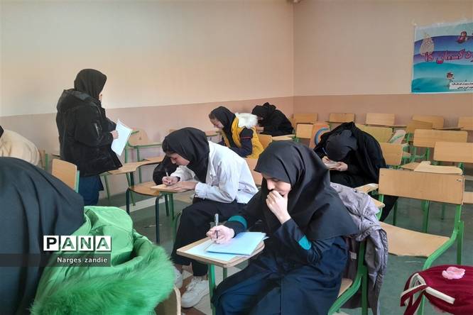 حضور حداکثری دانشآموزان دختر متوسطه دوم شهرستان ملارد در مسابقات قرآنی
