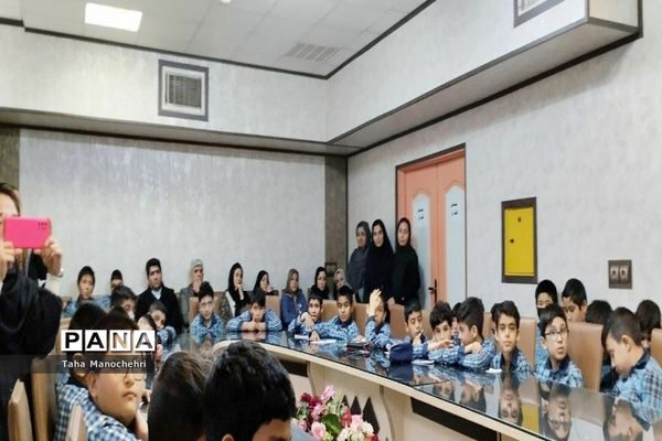 چهاردمین جلسه انجمن پژوهش و تحقیق دانش آموزان ممتاز آموزشگاه علامه طباطبایی