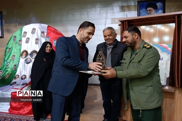 برگزاری جشن بزرگ فتح قله‌ها در شهرستان دلیجان