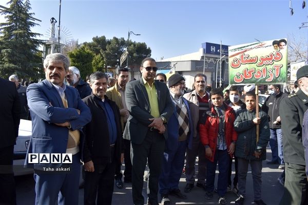 جشن سالروز ورود حضرت امام خمینی ره به میهن و گلبانگ انقلاب در کاشمر