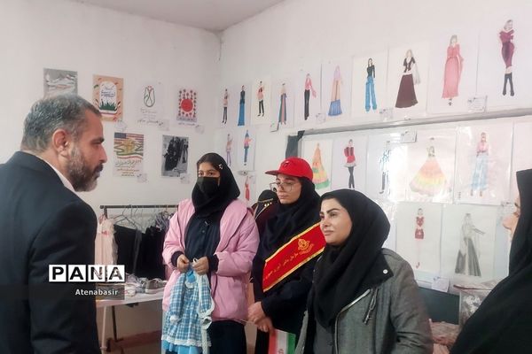 اختتامیه جشنواره فرهنگی هنری فردا در هنرستان سالور ناحیه دو شهرری