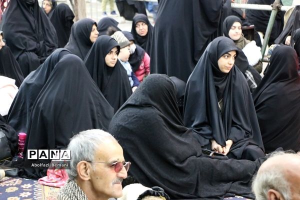 مراسمی در جوار مزار شهید گمنام بوستان شهدای آذر قم