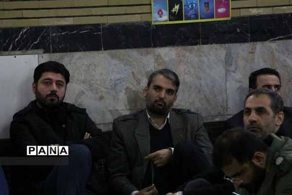 نماز جمعه رودهن با حضور مدیرکل آموزش و پرورش شهرستان‌های استان تهران