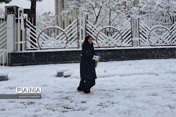 بارش برف زمستانی در مشهد