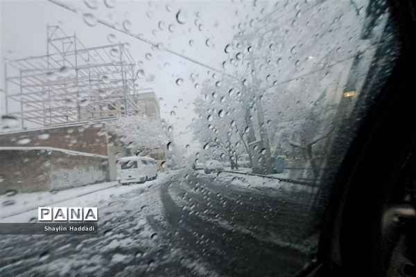 بارش برف زمستانی در مشهد